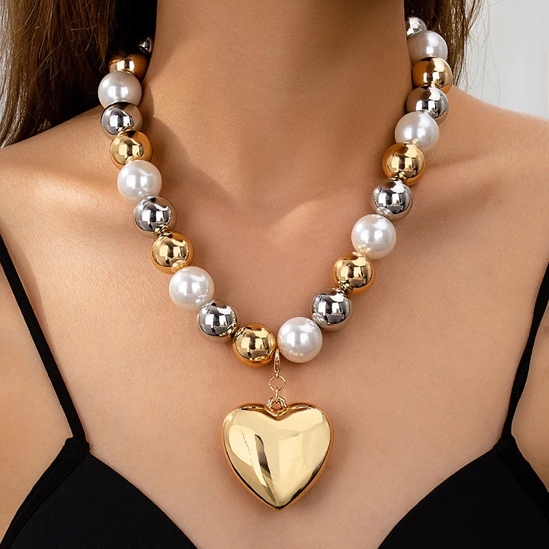Contour Pendant Bead Necklace